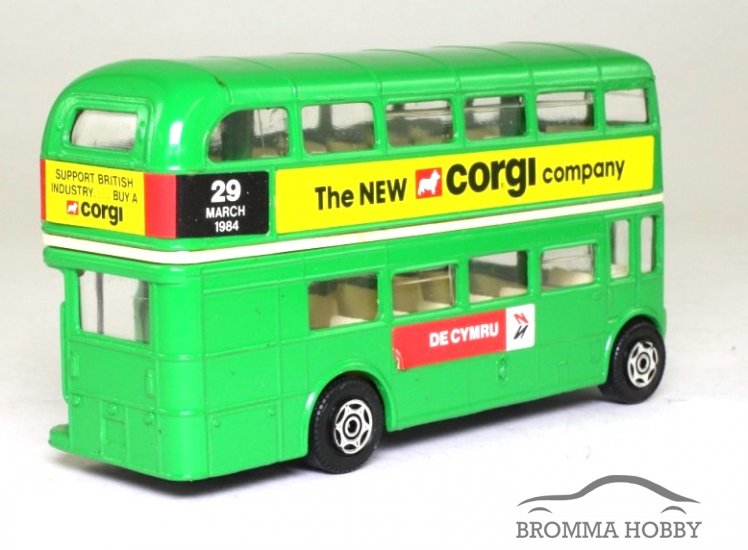 AEC Routemaster Buss - The New CORGI Company - Click Image to Close