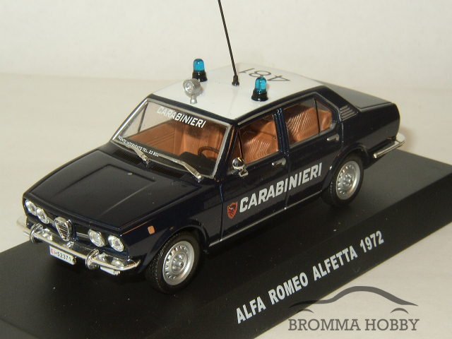 Alfa Romeo Alfetta (1972) - Carabinieri - Klicka på bilden för att stänga