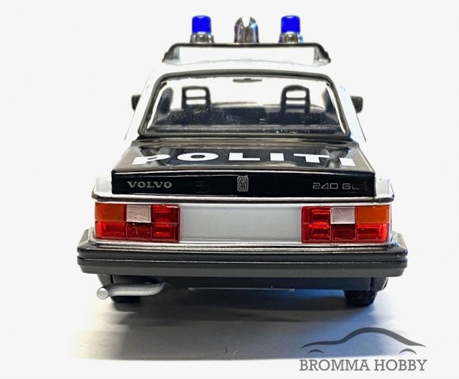 Volvo 240 GL - Politi - Klicka på bilden för att stänga