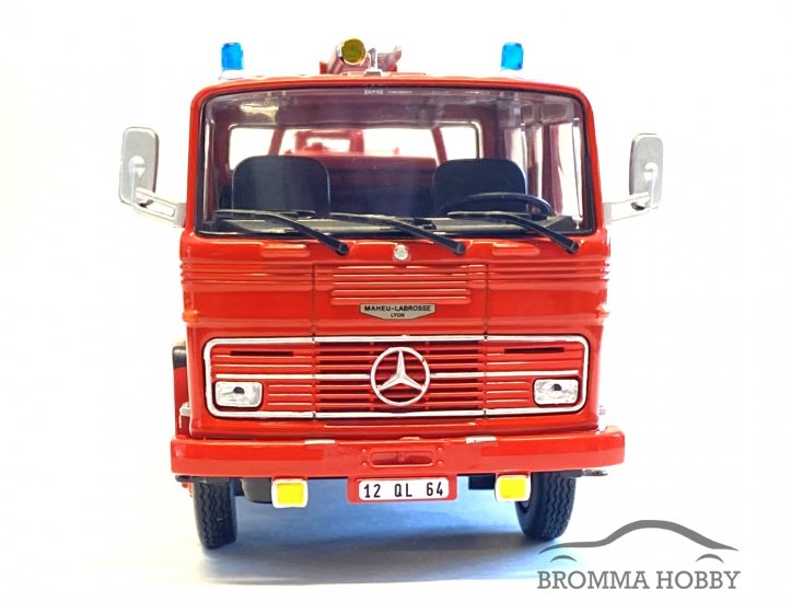 Mercedes-Benz LP1113 (1973) - Brandbil - Klicka på bilden för att stänga