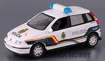 Fiat Punto - Policia - Klicka på bilden för att stänga