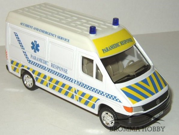 Mercedes Sprinter - Paramedic - Klicka på bilden för att stänga