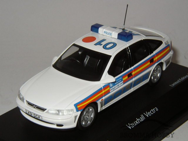 Vauxhall Vectra (1997) - Metropolitan Police - Click Image to Close