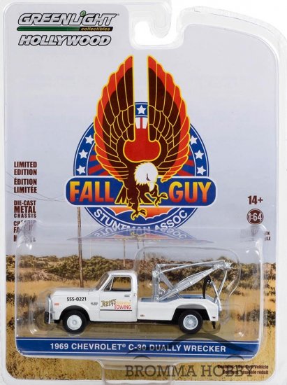 Chevrolet C-30 Wrecker (1969) - The Fall Guy - Click Image to Close